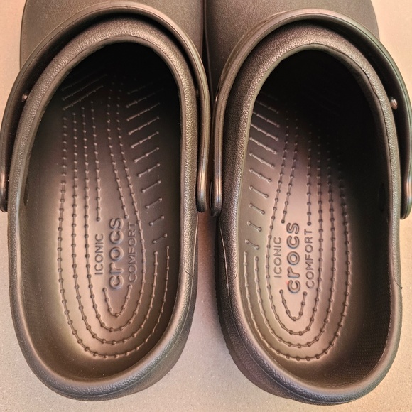 Crocs Specialist II Clog - Work Shoes, EUC - Picture 4 of 12